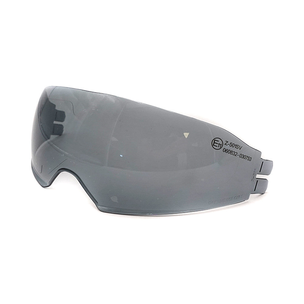 Visière intérieure solaire teintée fumée pour casque intégral sur fond blanc