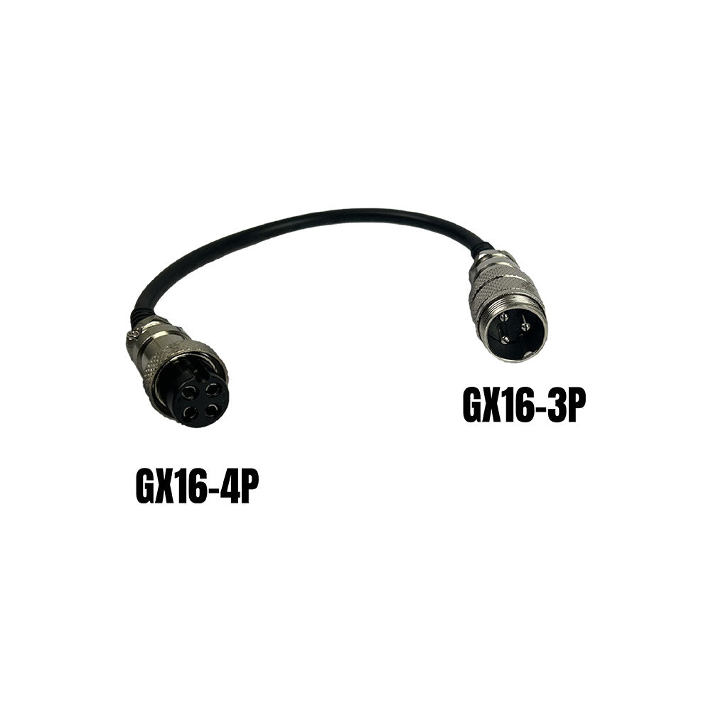 Câble adaptateur noir avec connecteur GX16 3 pins mâle et connecteur GX16 4 pins femelle sur fond blanc