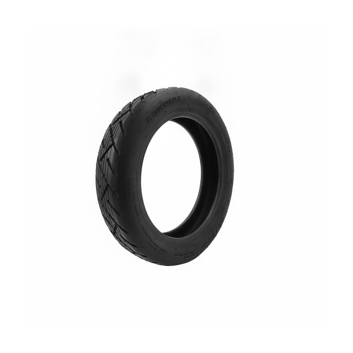 Pneu tubeless noir Cordial 60/90-8 de 12 pouces vu de trois-quarts sur fond blanc
