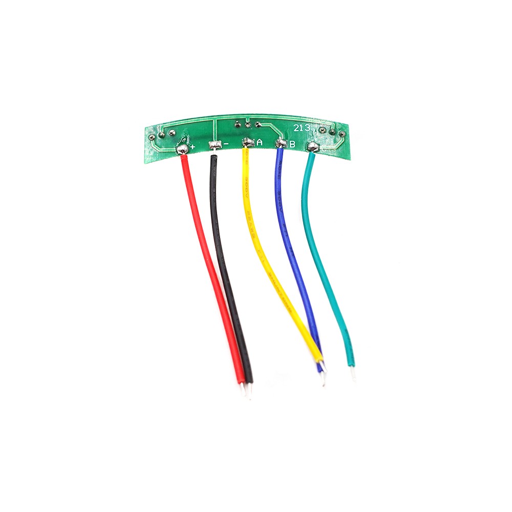 Carte électronique de capteur à effet Hall avec fils colorés pour moteur de trottinette électrique.
