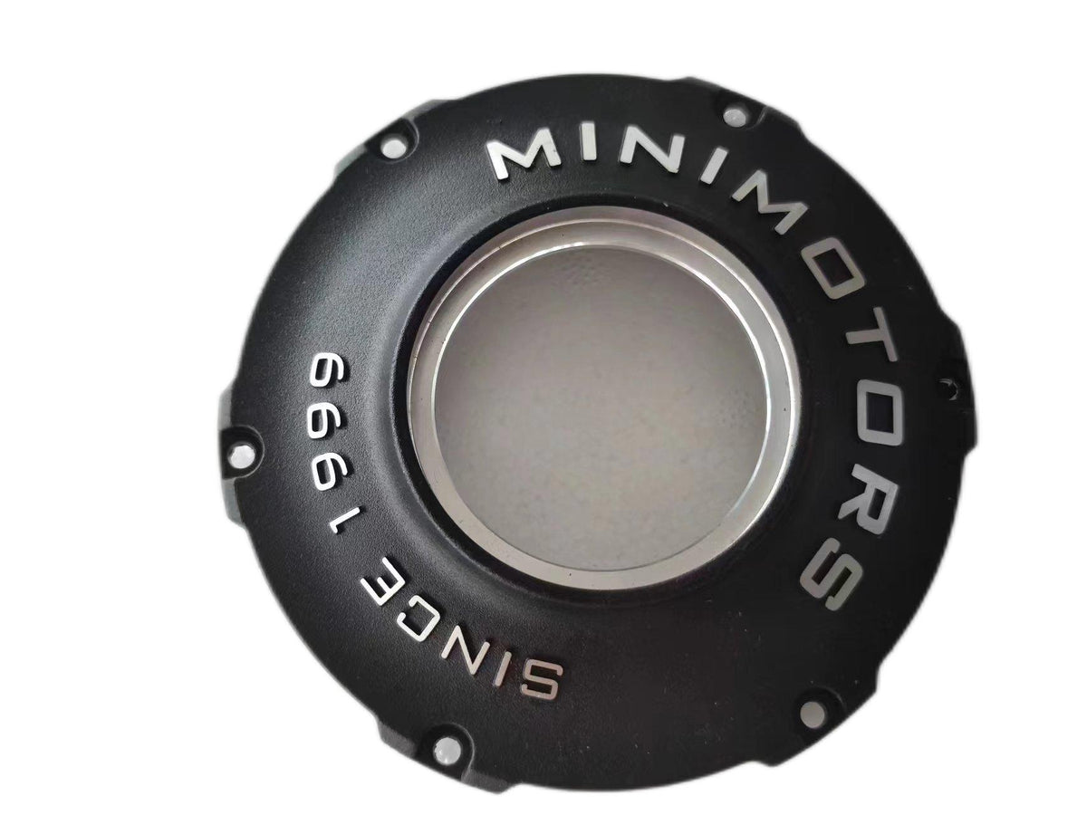 Capot moteur noir avec inscription Minimotors vu de face