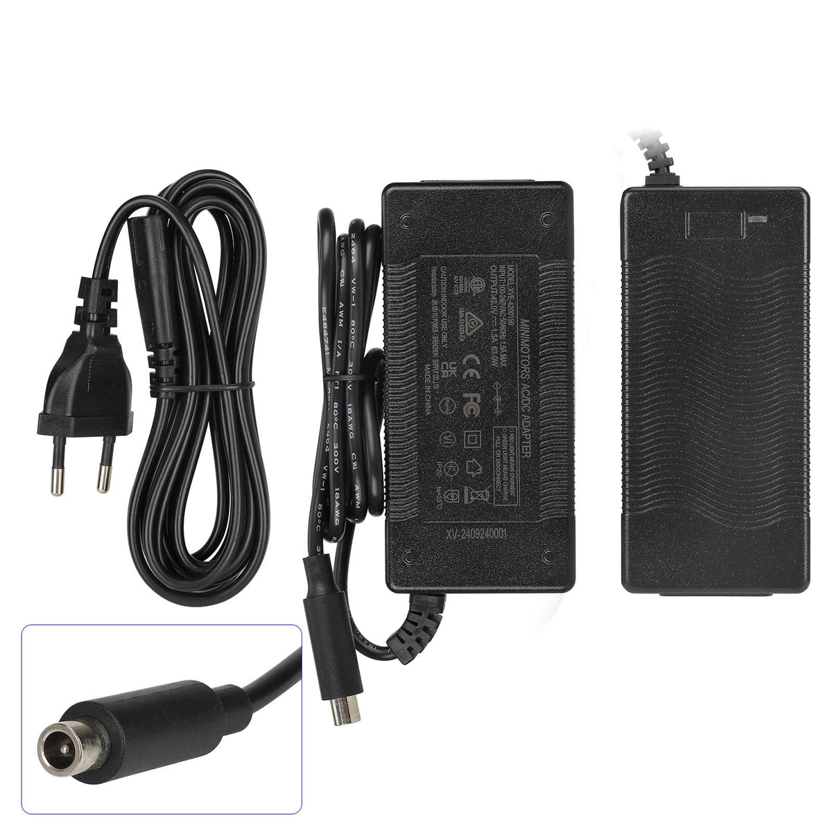 Chargeur 42V 1,5A noir d'origine avec son câble d'alimentation secteur et gros plan sur le connecteur 1 broche