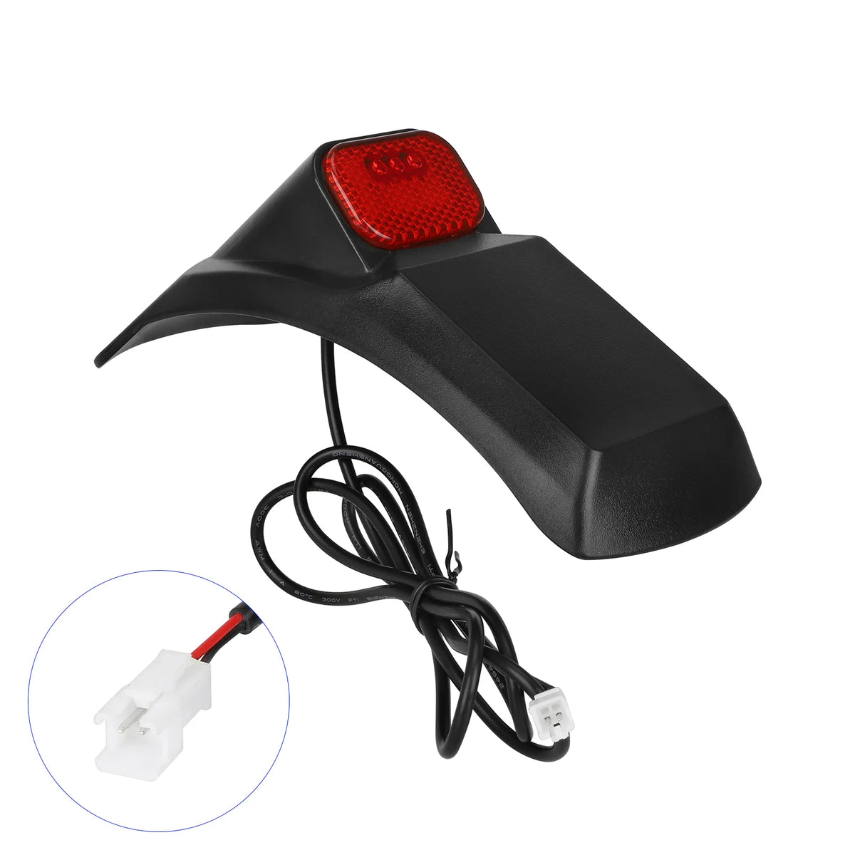 Garde-boue arrière noir avec feu arrière rouge intégré et câble de connexion sur fond blanc
