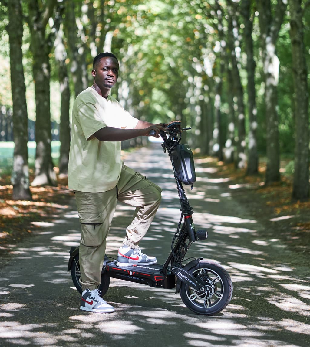 Trottinette Électrique Dualtron City : Confortable et Robuste - Weebot