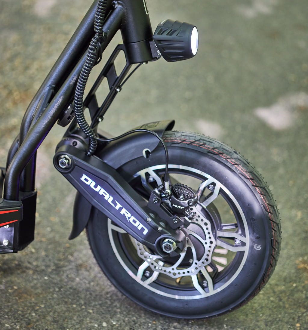 Trottinette Électrique Dualtron City : Confortable et Robuste - Weebot