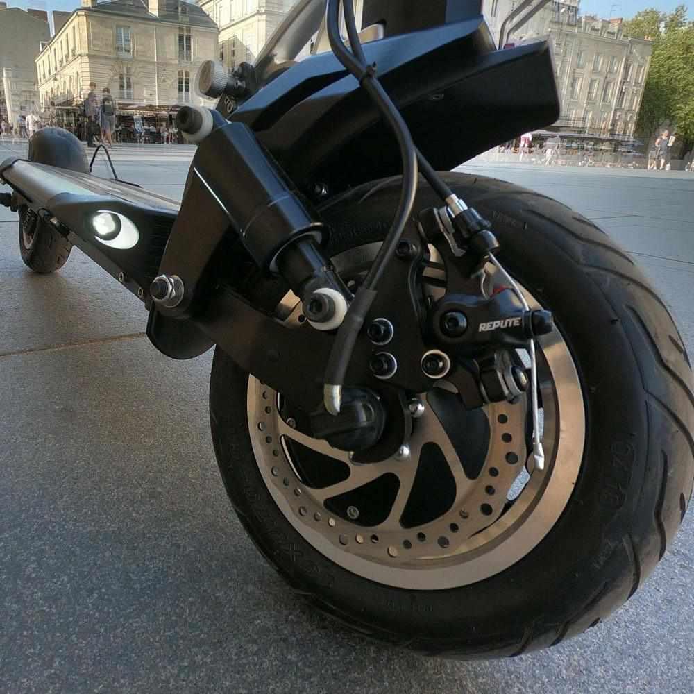 Trottinette Électrique Speedway 5 : Puissante et Endurante - Weebot