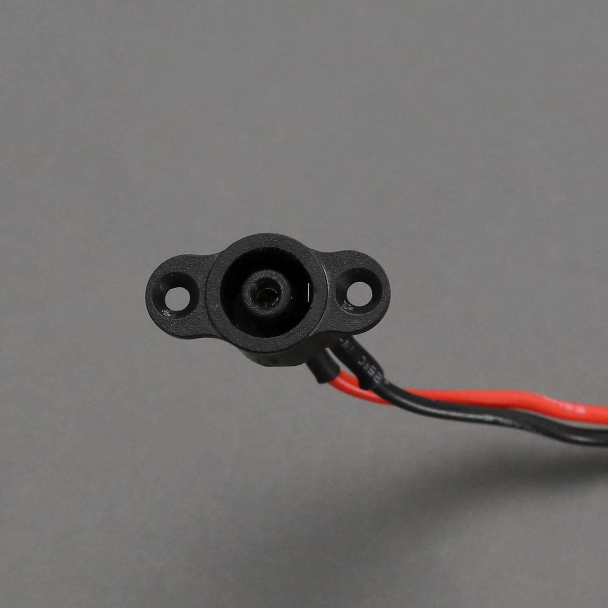 Port de Charge avec Câble de Connexion, vue 4