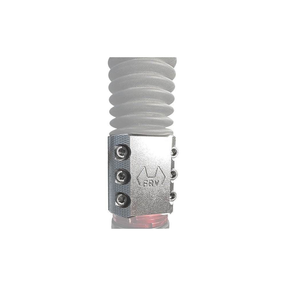 Collier de serrage de potence en titane à 6 vis pour trottinette électrique vu de face
