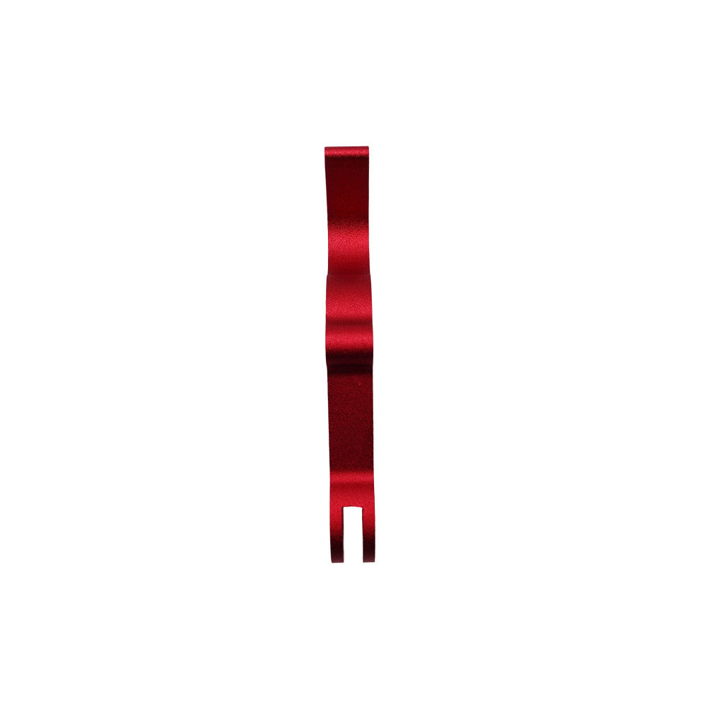 Crochet de pliage en métal rouge pour trottinette électrique vu de profil
