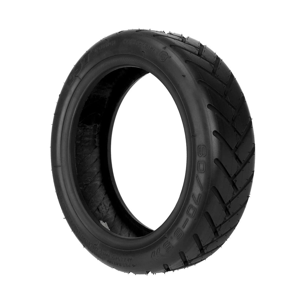 Pneu tubeless CST 10 pouces 60/70-6,5 noir vu de trois-quarts
