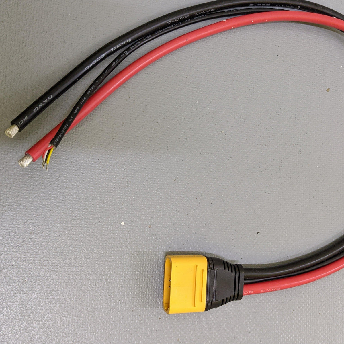 Câble connecteur contrôleur vers batterie mâle avec prise jaune et fils dénudés pour trottinette électrique Dualtron Storm