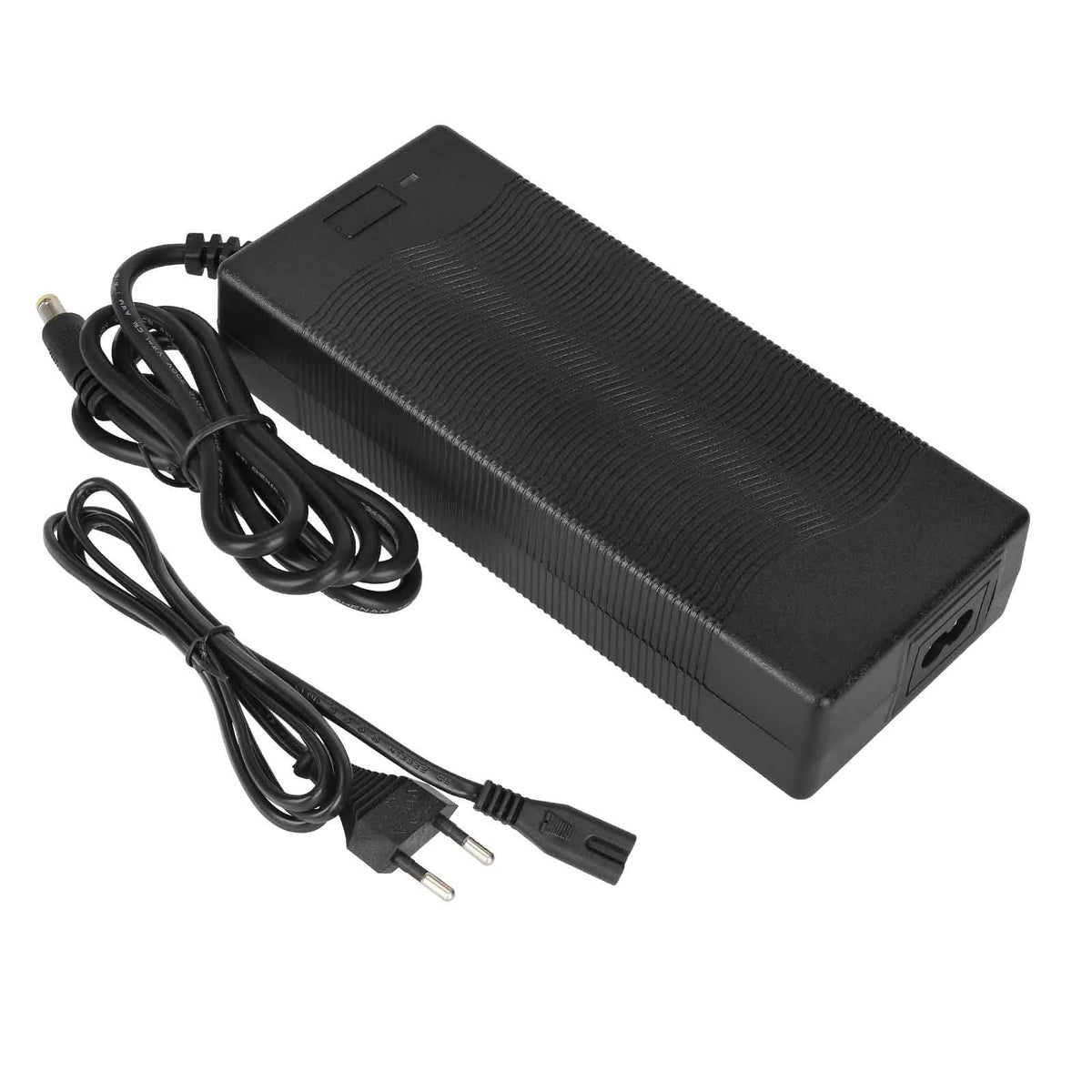 Chargeur 67,2V 2A Prise DC 2,1 mm, vue 4