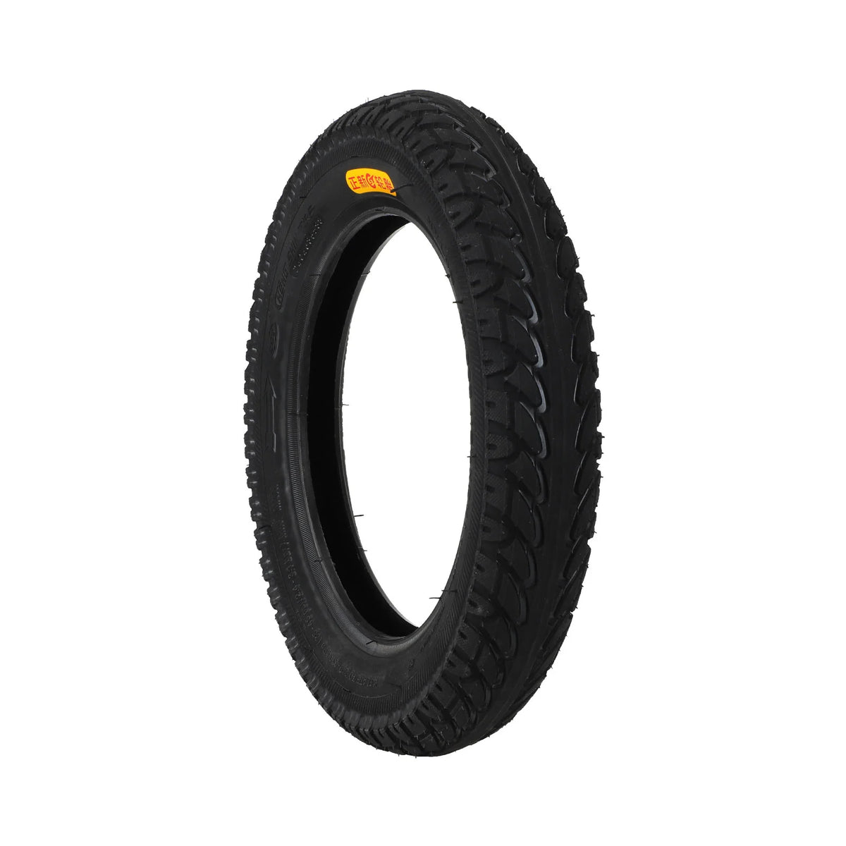 Pneu CST 12 pouces noir pour trottinette électrique vu de trois-quarts