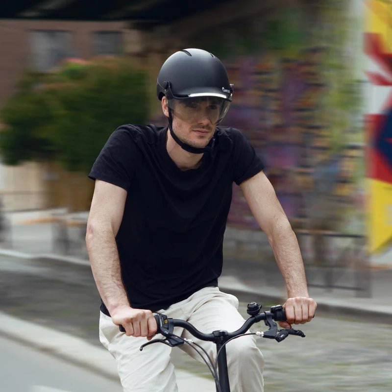 Casque OVERADE LIFE Premium Slate Black Avec Visière et Feu Stop - Weebot